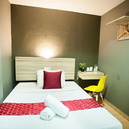 Dj Citi Inn Hotel Kuala Terengganu Eksteriør bilde