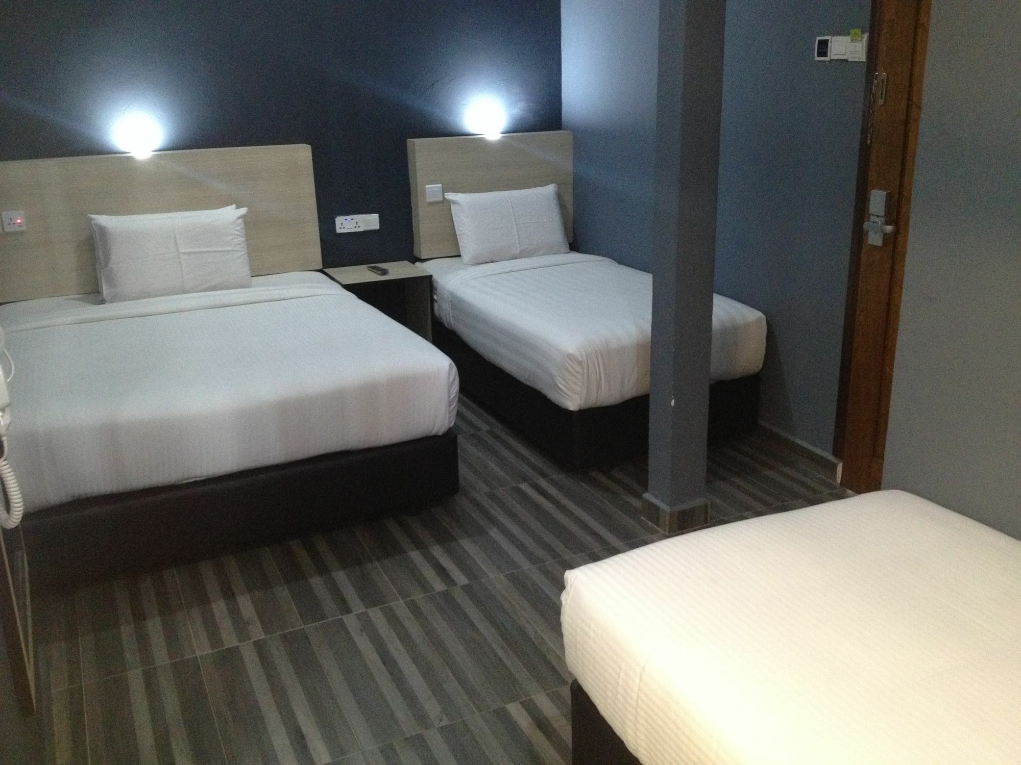 Dj Citi Inn Hotel Kuala Terengganu Eksteriør bilde